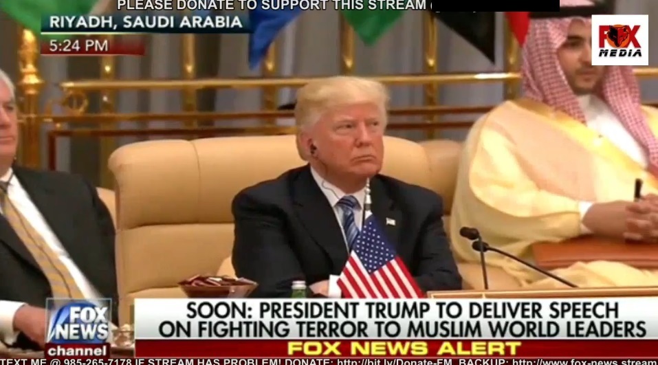 מיד בשידור חי: טראמפ נואם למנהיגי העולם המוסלמי