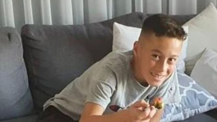בן ה-13 שנהרג אמש כשרכב על קורקינט חשמלי בפתח תקווה, הגיל המותר בחוק 16 ומעלה