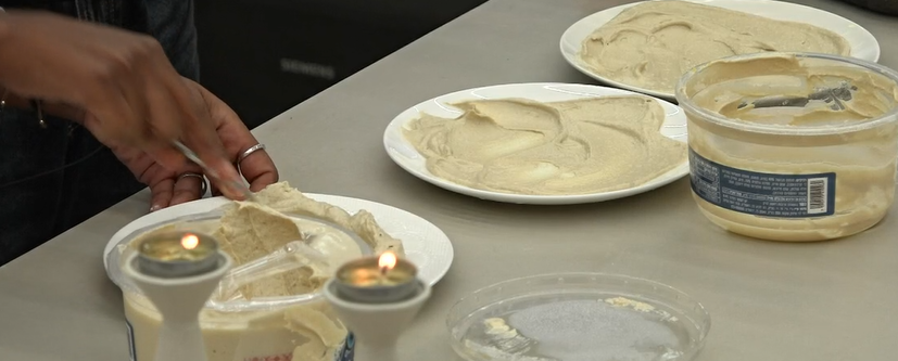 אני לא יודעת באיזה מסעדות אוכלת שלקה אבל באף מסעדה לא מצלחתים ככה חומוס