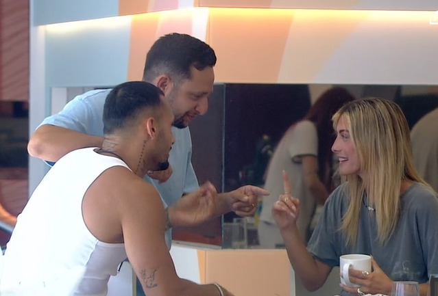 ארז את ארז לתרצה: מי המציא את המנורה ?