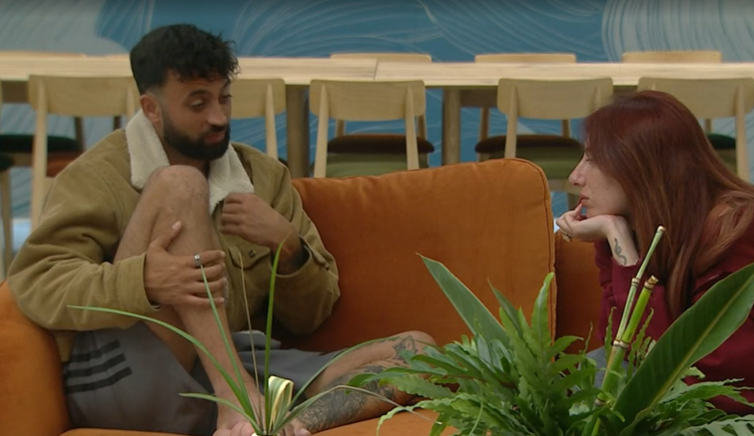 על ספת הפסיכולוג בבית האח, אחת השיחות המשעממות אבר