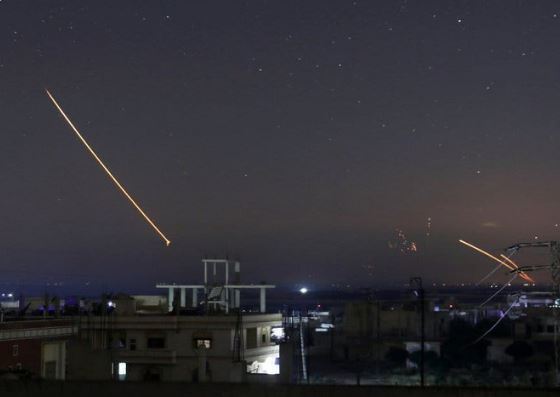 דיווחים זרים: חיל האוויר תקף שדה תעופה בחומס סוריה , טילי S200 נורו לעבר מטוסינו