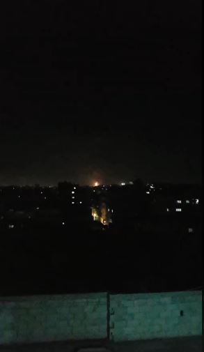 שידור חי : תקיפות חיל האוויר מתחדשות כעת באזור בית להיא ובית חנון